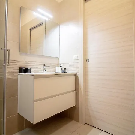 Athena Rooms - Parcheggio Privato Bologne Extérieur photo